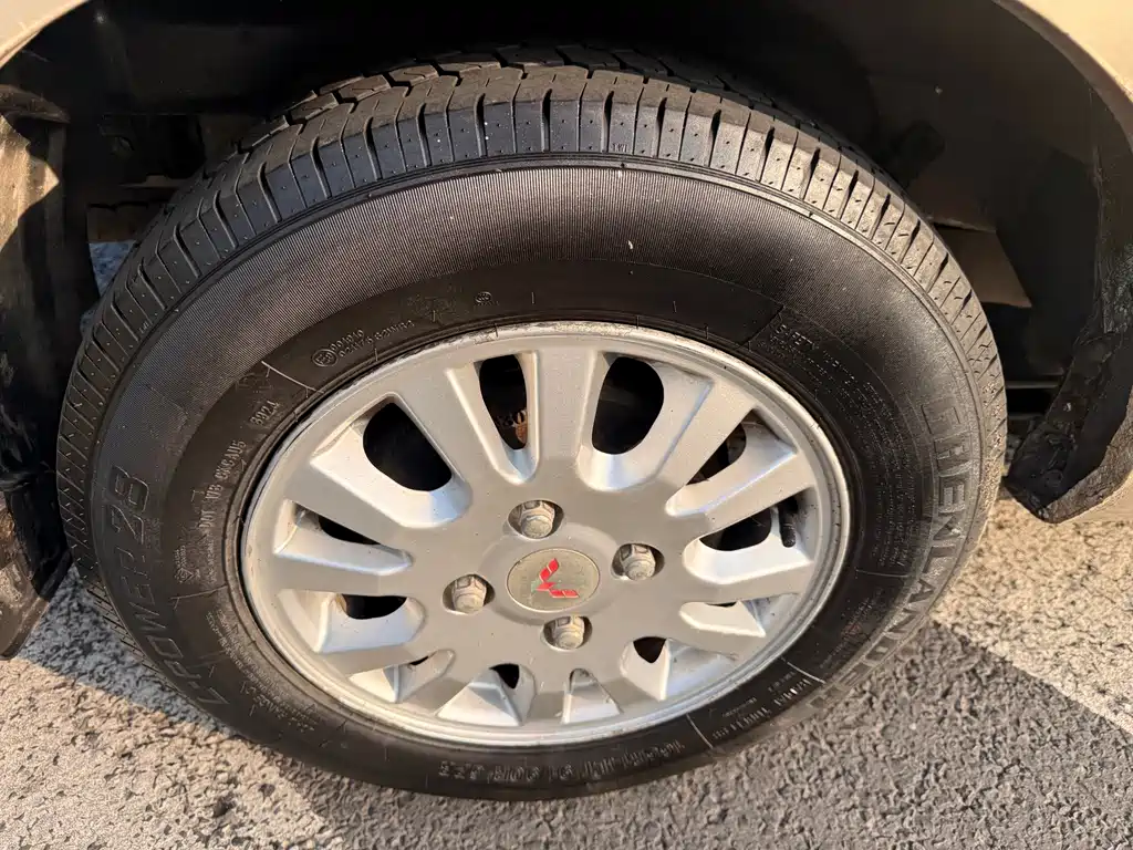 Wuling Rongguang V — миниатюра 20