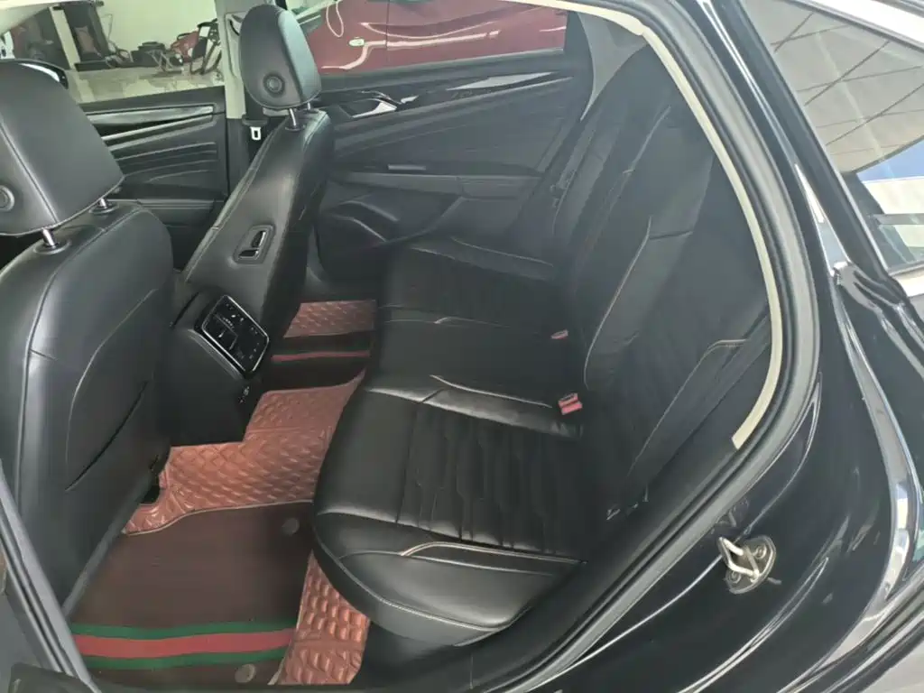 Volkswagen Passat — миниатюра 17