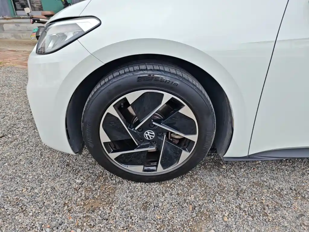 Volkswagen ID.3 — миниатюра 23