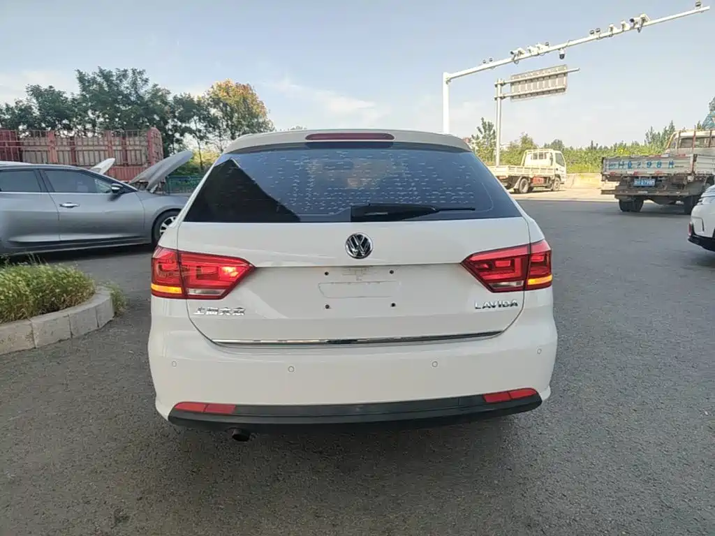 Volkswagen Gran Lavida — миниатюра 6