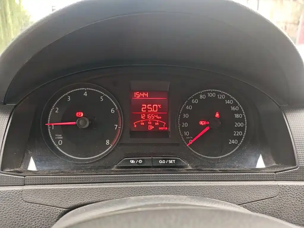 Volkswagen Santana — миниатюра 12
