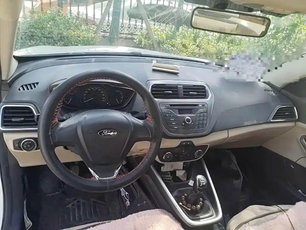 Ford Escort — миниатюра 15