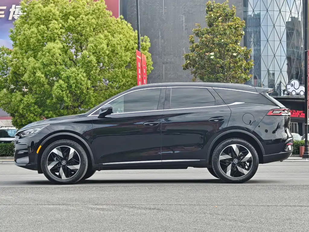 BYD Tang 2023 DM-i Champion 112KM Premium