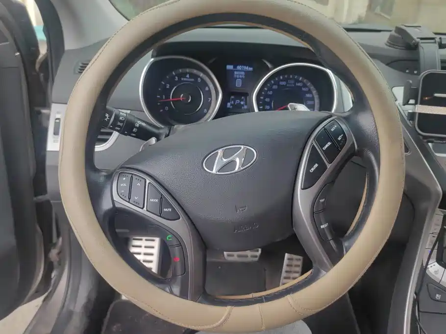 Hyundai Elantra Langdong — миниатюра 15