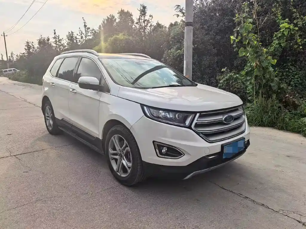 Ford Edge — миниатюра 3