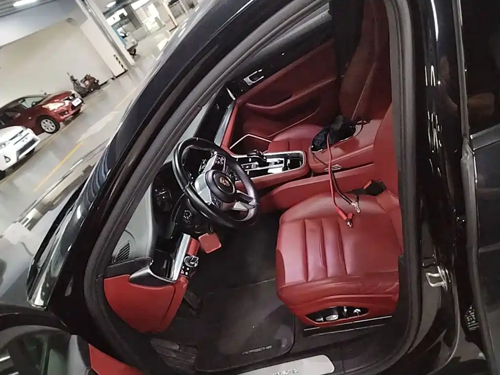Porsche Panamera — миниатюра 16