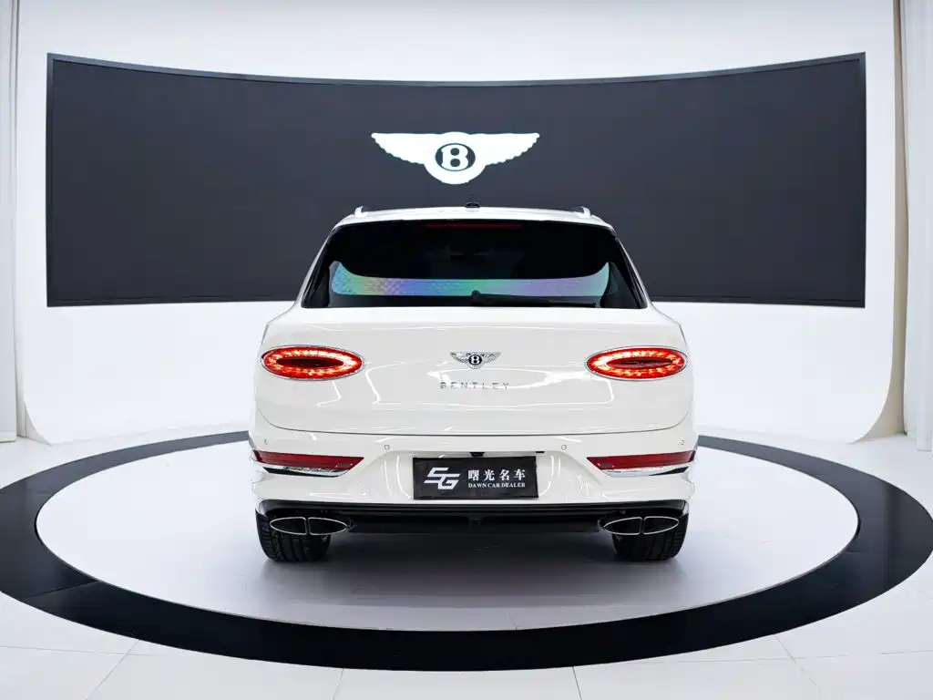 Bentley Bentayga — миниатюра 5