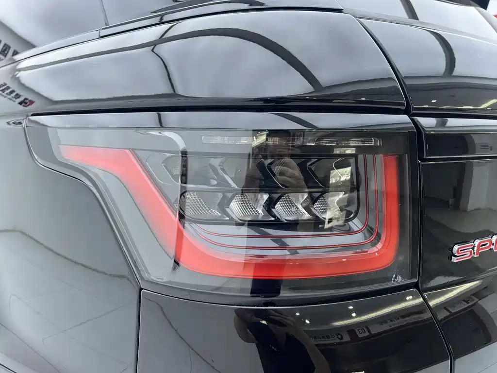 Land Rover Range Rover Sport 2020 3.0 L6 HSE DYNAMIC