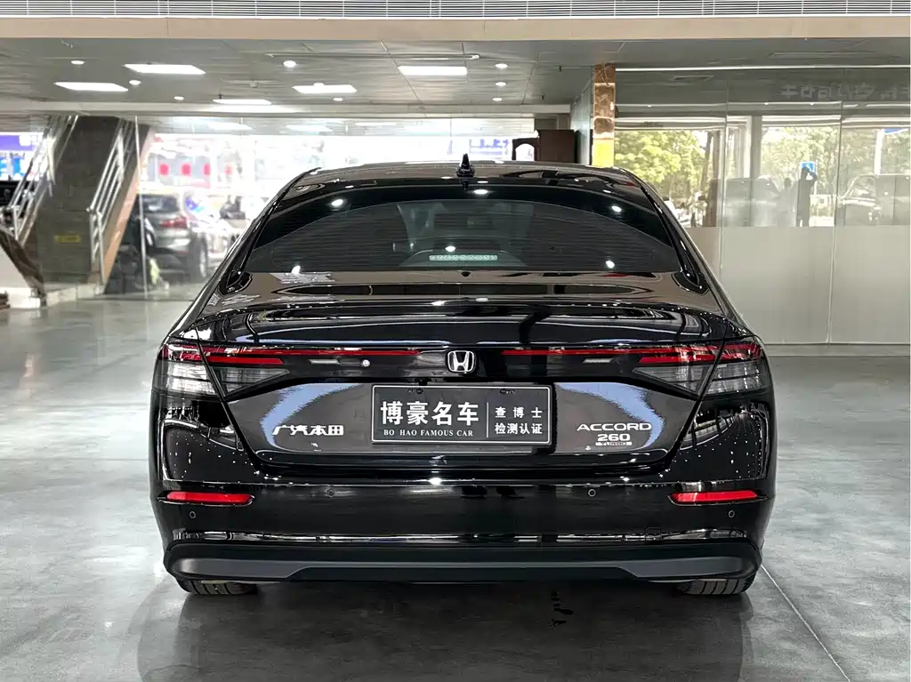 Honda Accord — миниатюра 15