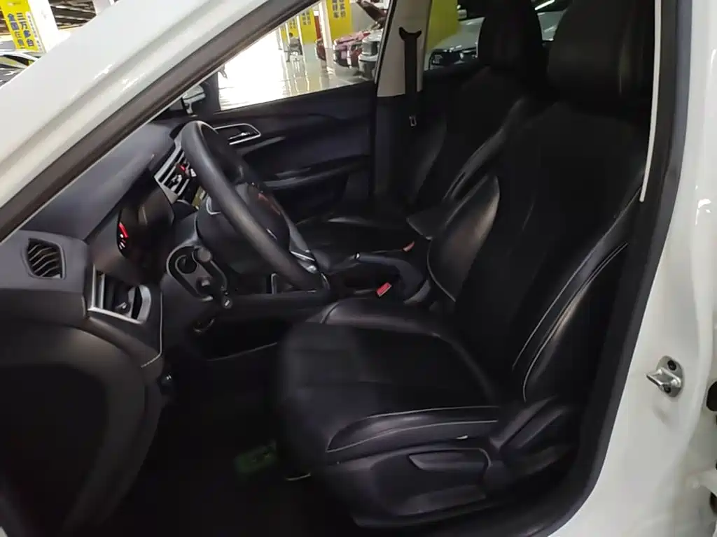 Roewe i5 — миниатюра 15