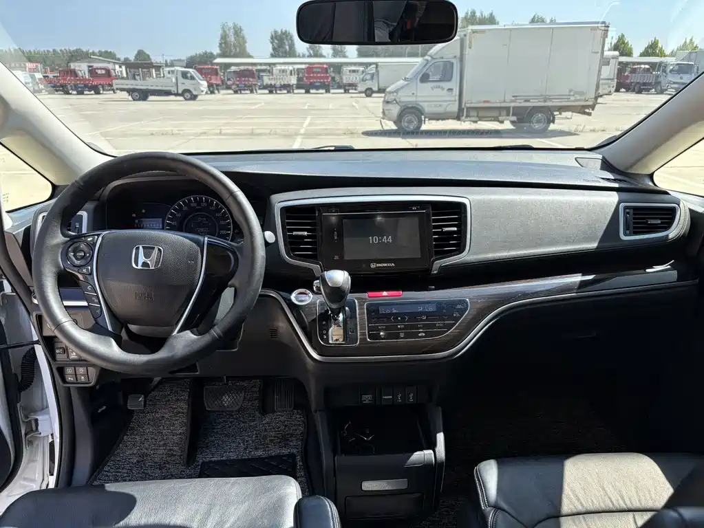 Honda Odyssey — миниатюра 9
