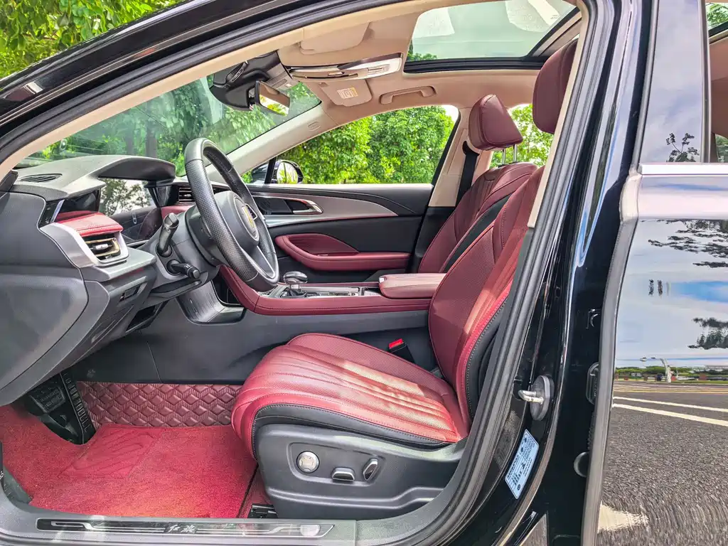 Hongqi Hongqi H5 — миниатюра 9