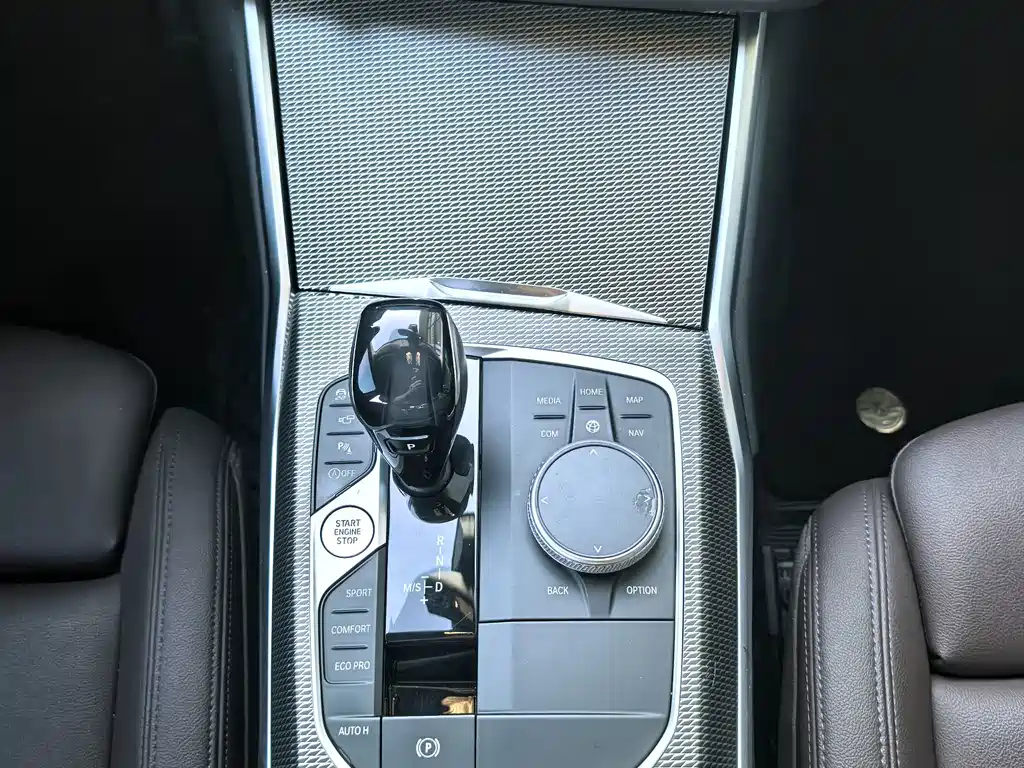 BMW 3 Series — миниатюра 6