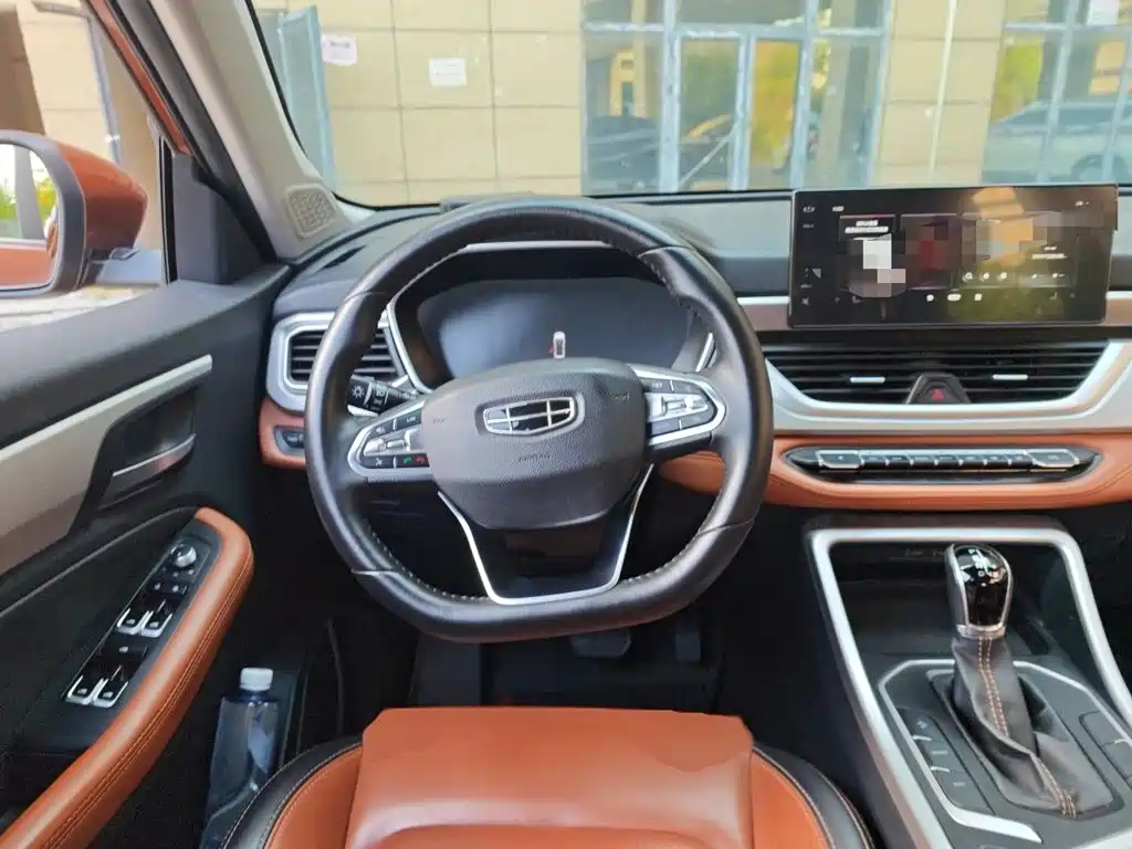 Geely Vision X6 — миниатюра 6