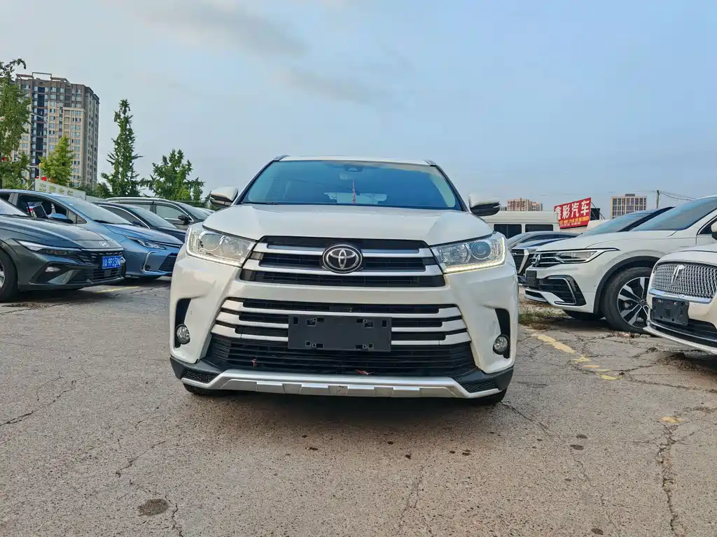 Toyota Highlander — миниатюра 2