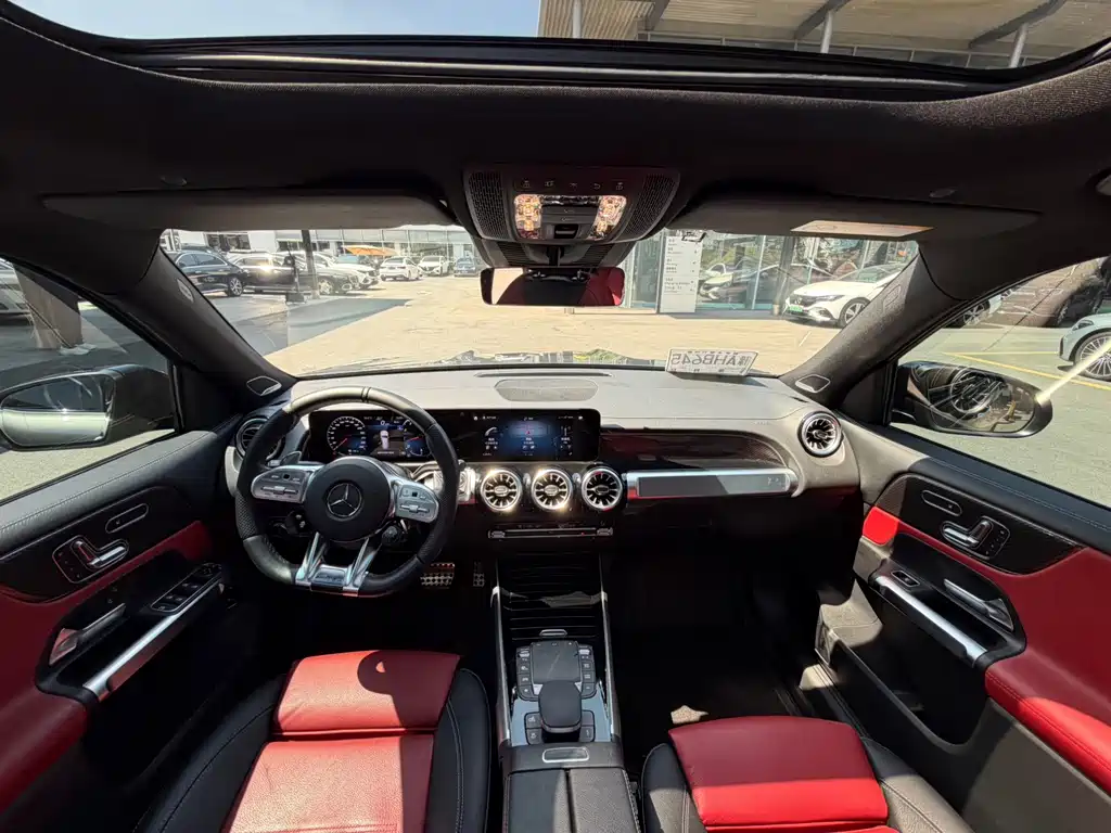 Mercedes-Benz GLB AMG — миниатюра 13
