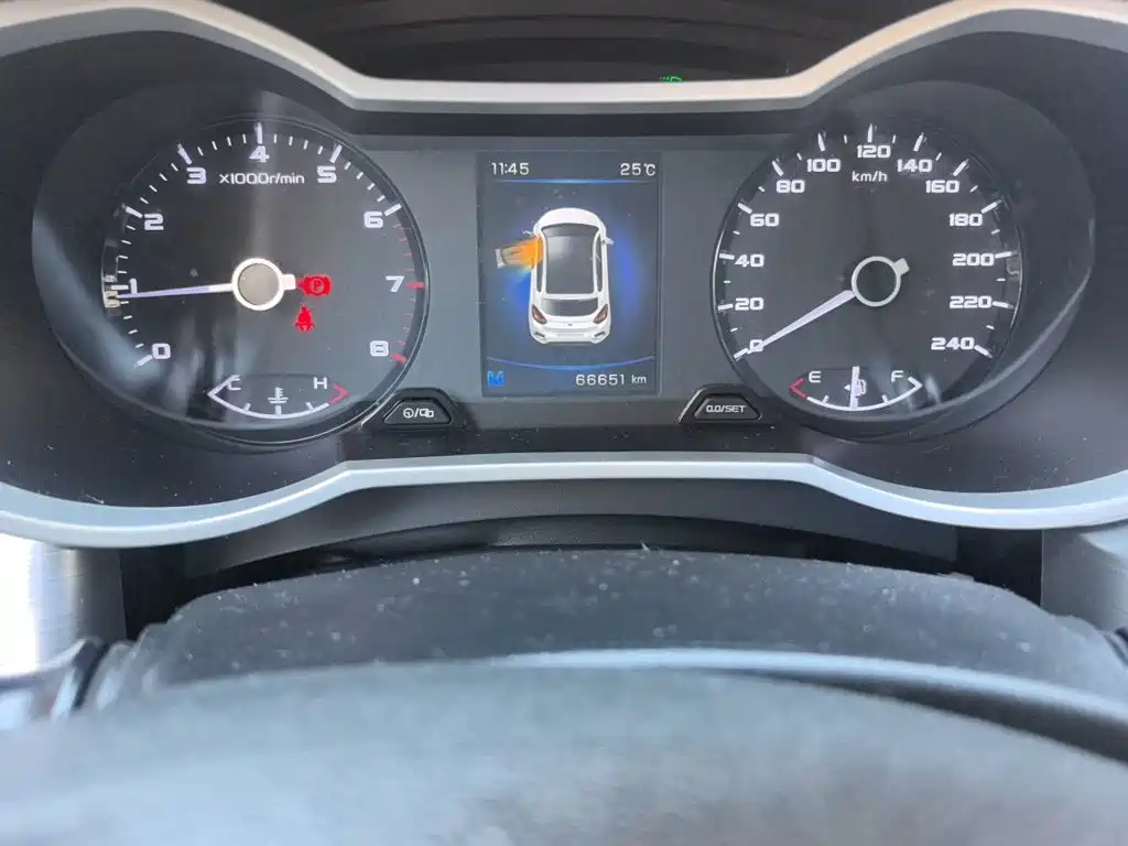 Geely Emgrand GS — миниатюра 5