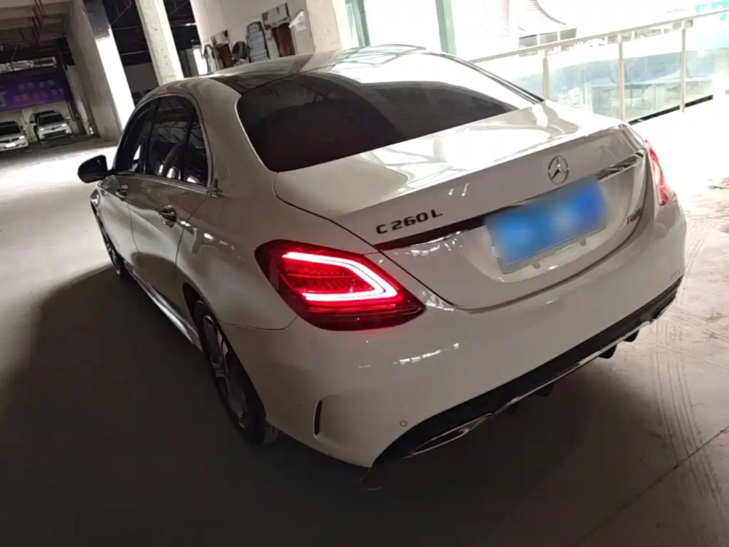 Mercedes-Benz C-Class — миниатюра 5
