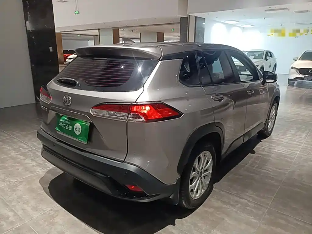 Toyota Frontlander — миниатюра 7