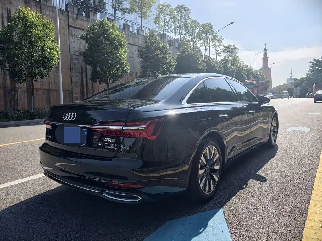 Audi A6L 2022 45 TFSI