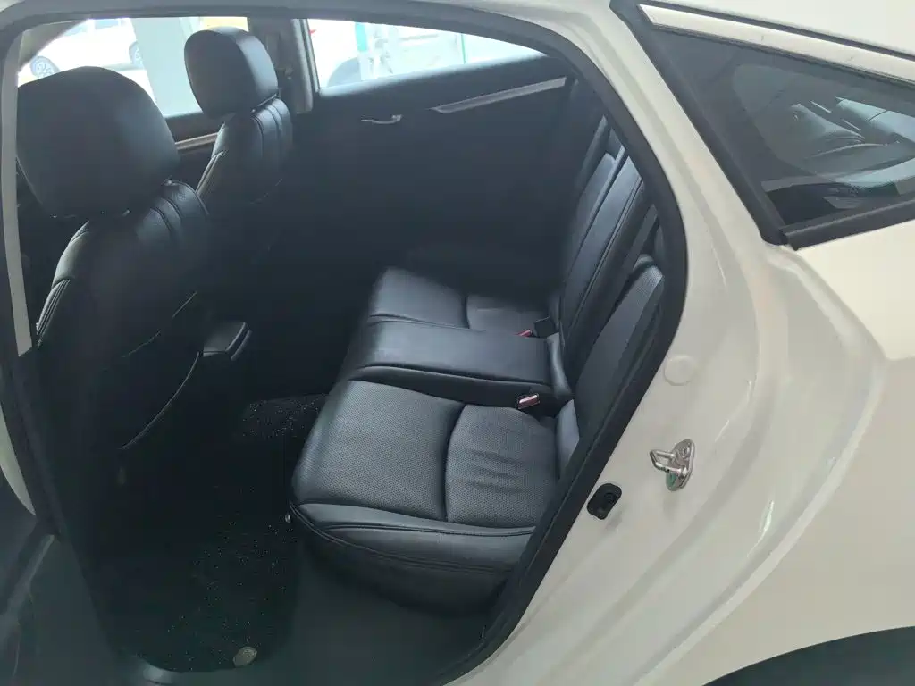 Honda Civic — миниатюра 18