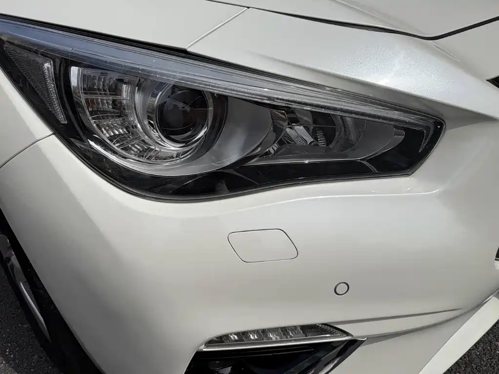 Infiniti Q50L 2018 2.0T V