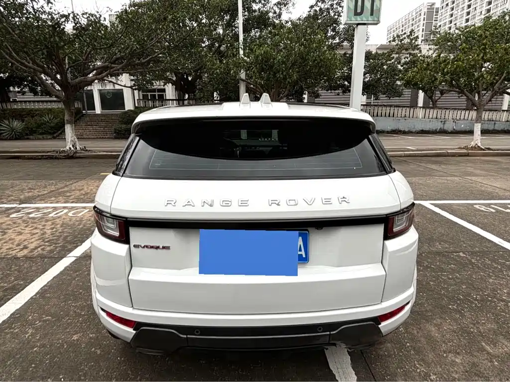 Land Rover Evoque — миниатюра 7