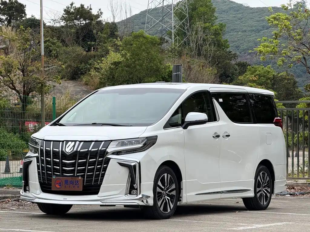 Toyota Alphard — миниатюра 2