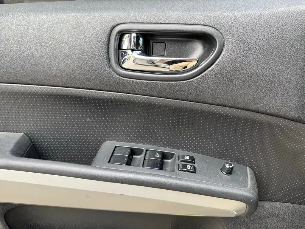 Nissan X-Trail 2012 2.0L CVT Comfort 4WD