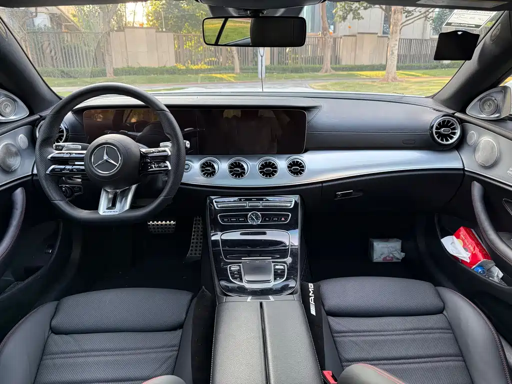Mercedes-Benz E-Class (Import) — миниатюра 7