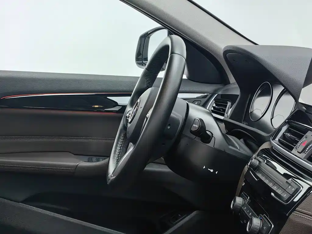 BMW X2 — миниатюра 22