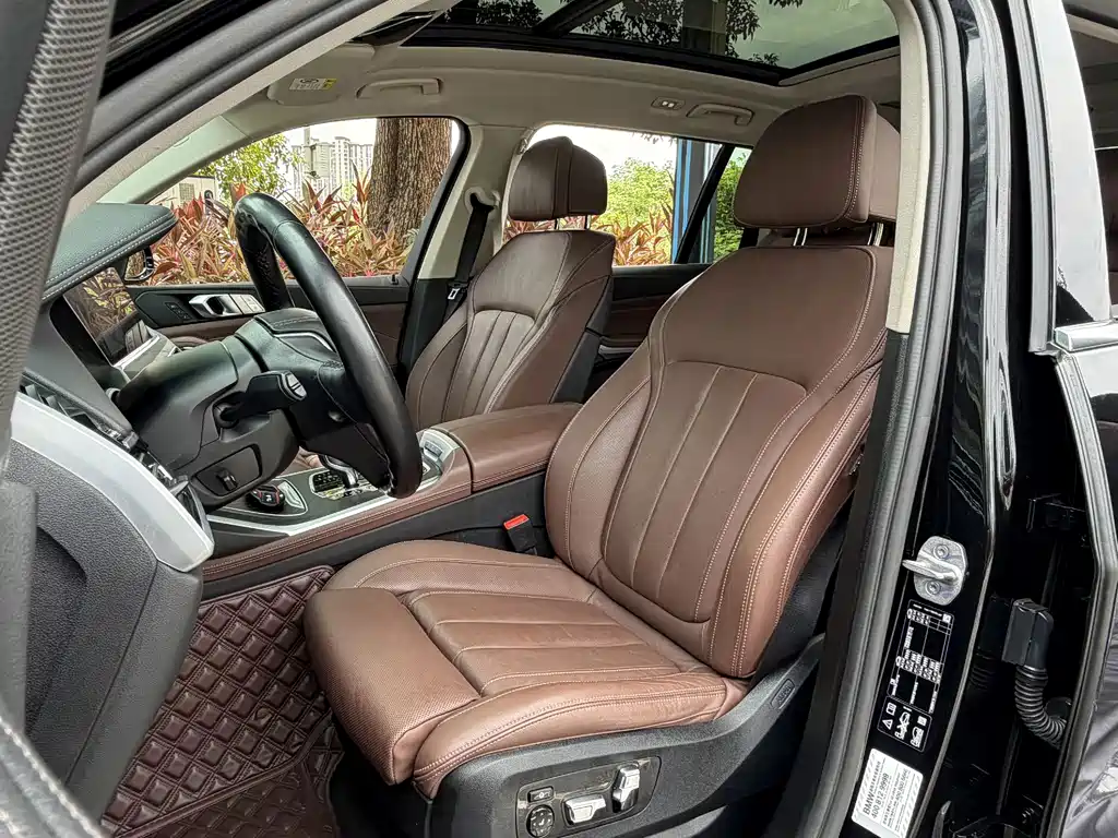 BMW X7 — миниатюра 7