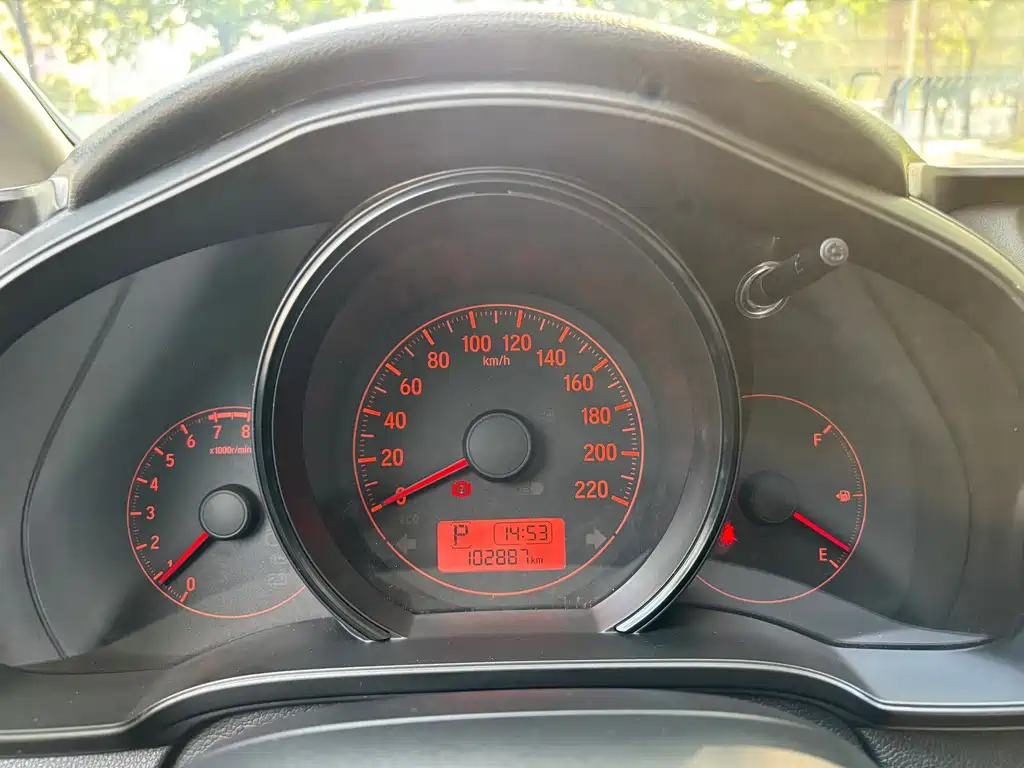 Honda Fit — миниатюра 13