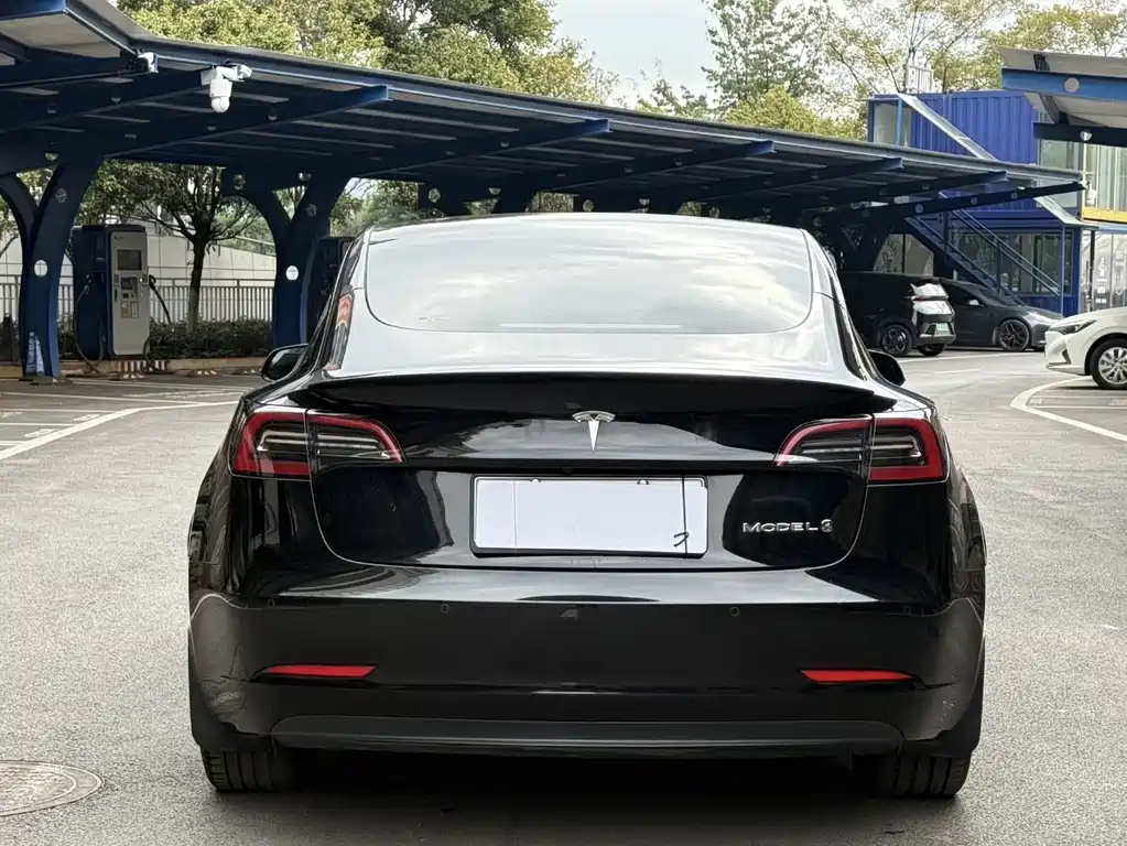 Tesla Model 3 — фотографии объявления, Фото 11