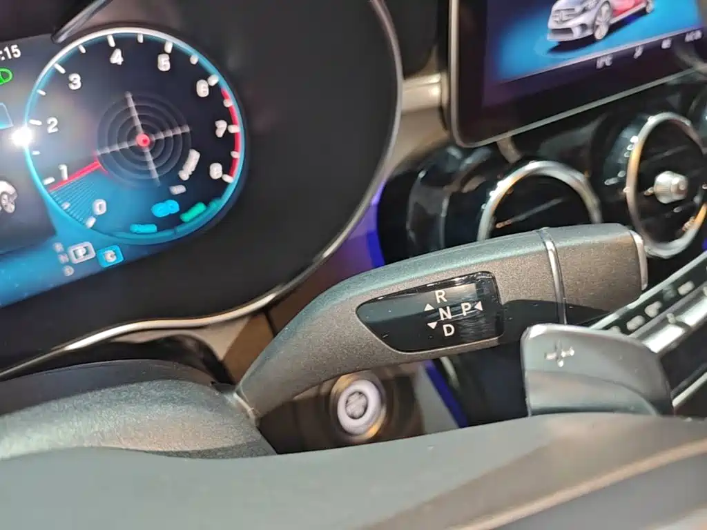 Mercedes-Benz C-Class — миниатюра 14