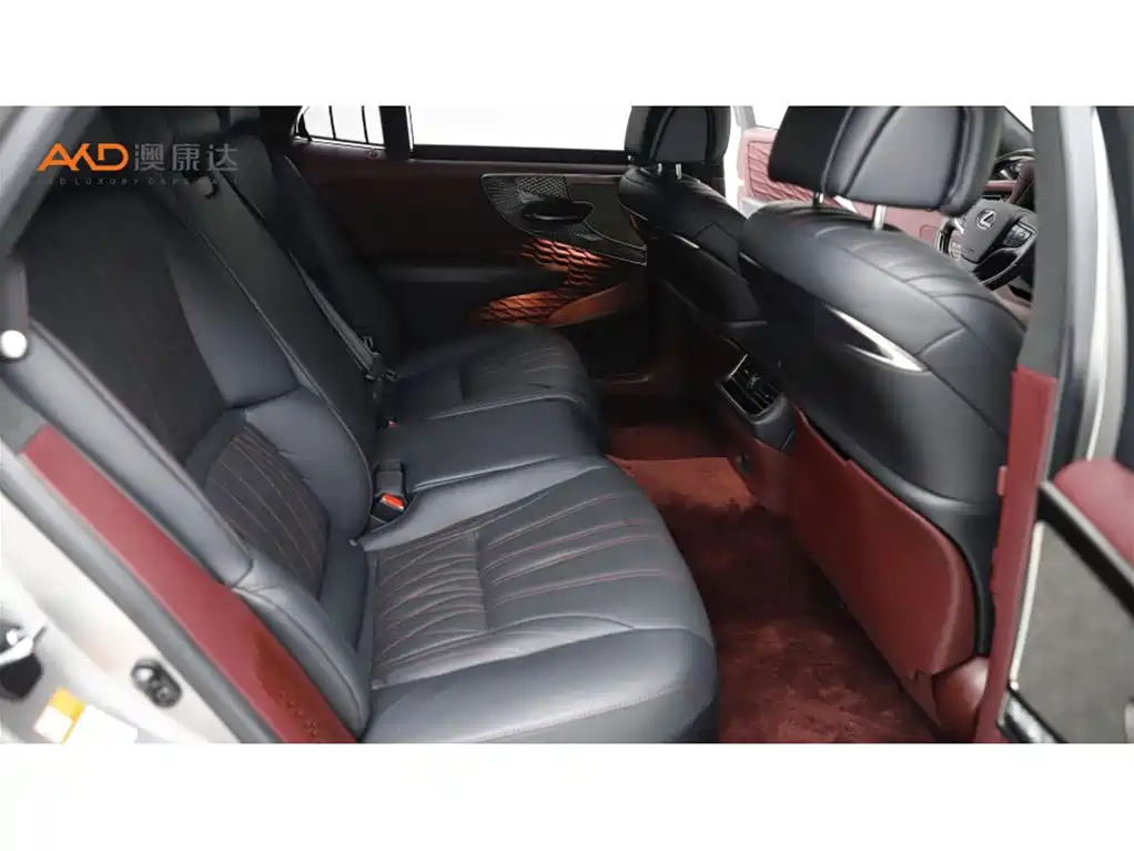 Lexus LS — миниатюра 8