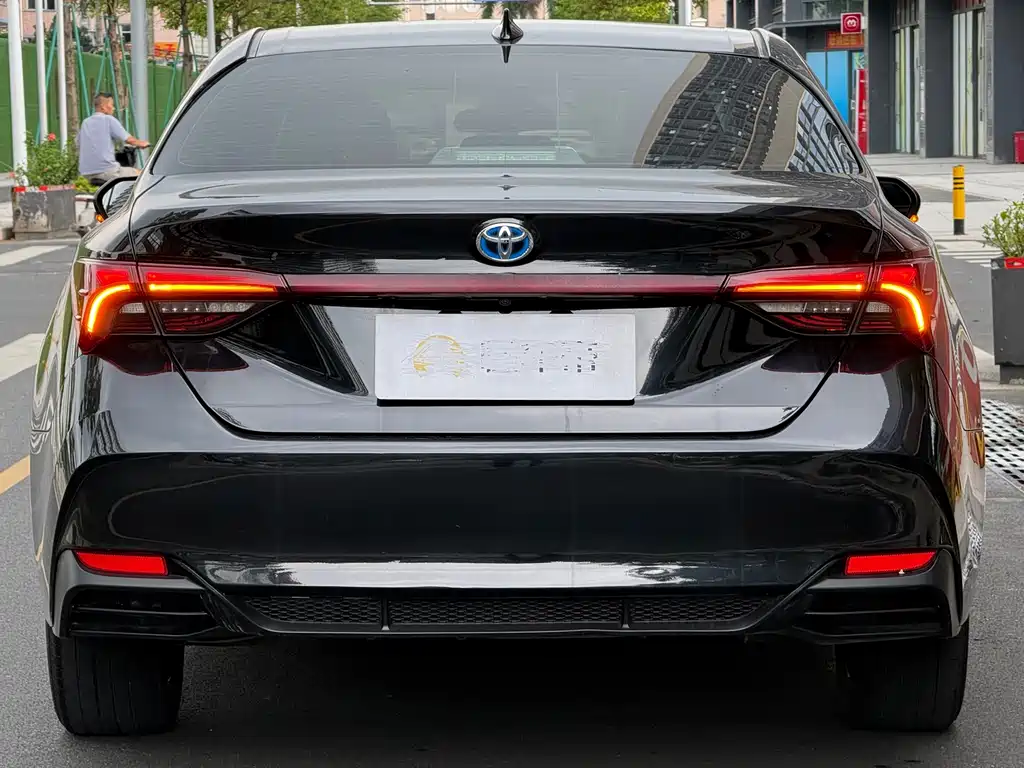 Toyota Avalon — миниатюра 9
