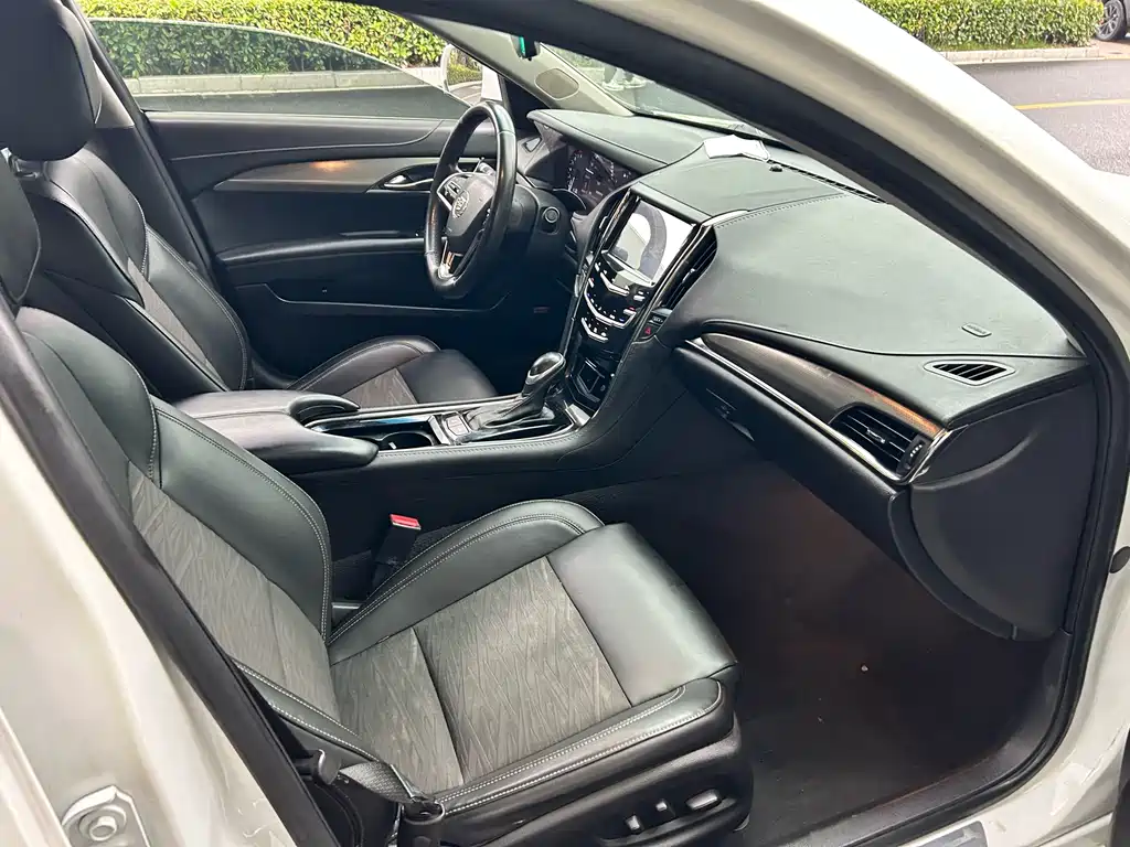 Cadillac ATS-L 2014 25T Comfort
