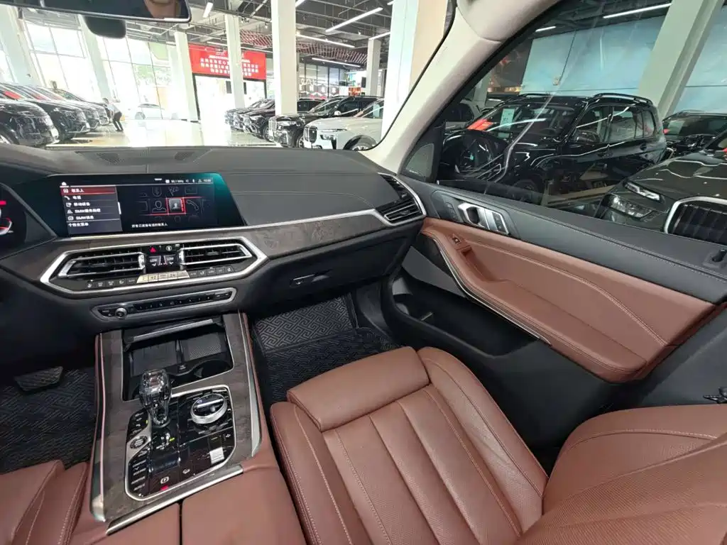 BMW X5 (Import) — миниатюра 29