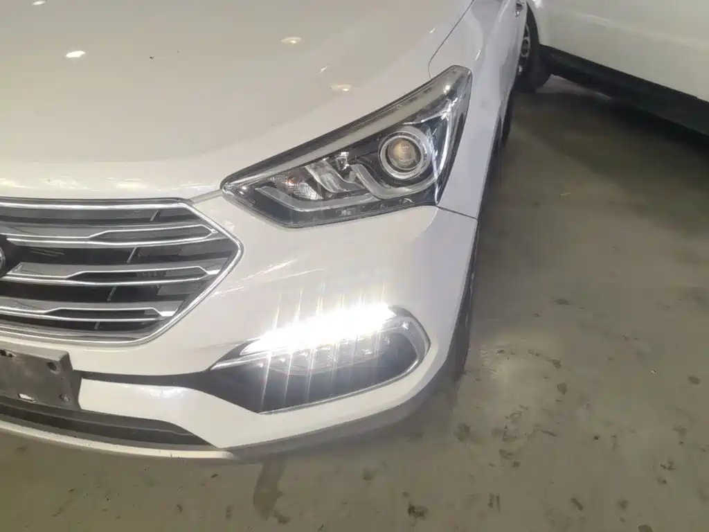 Hyundai Santa Fe — миниатюра 24