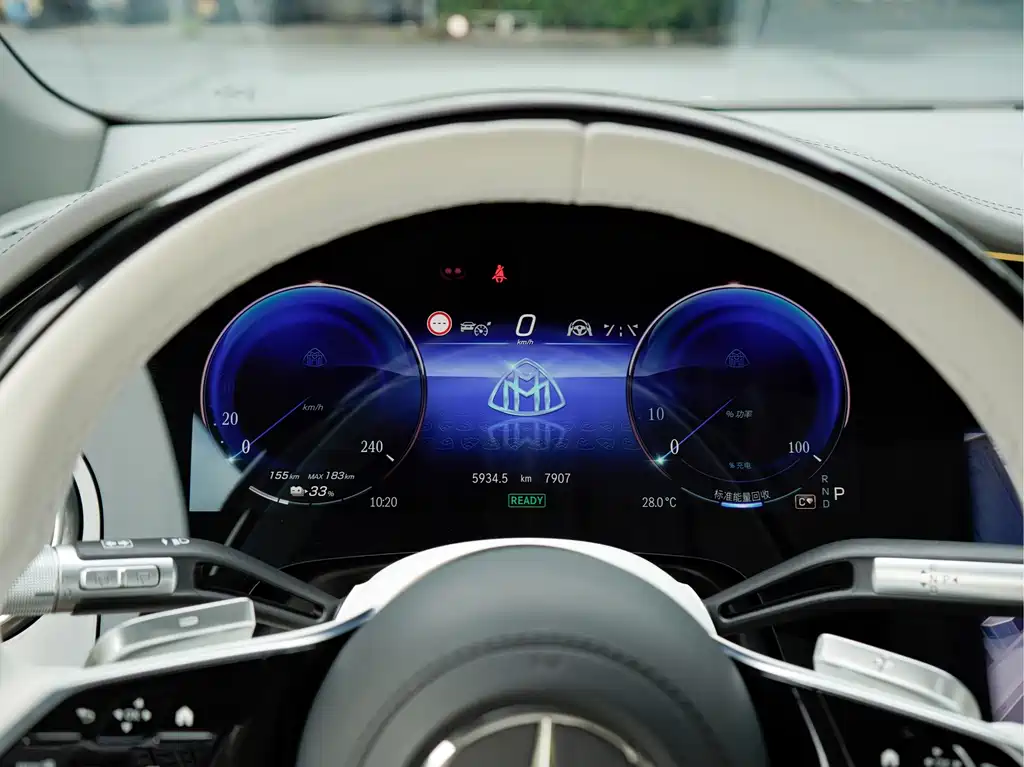 Mercedes-Benz EQS SUV — миниатюра 10