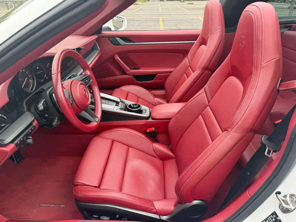 Porsche 911 2023 Targa 4 3.0T