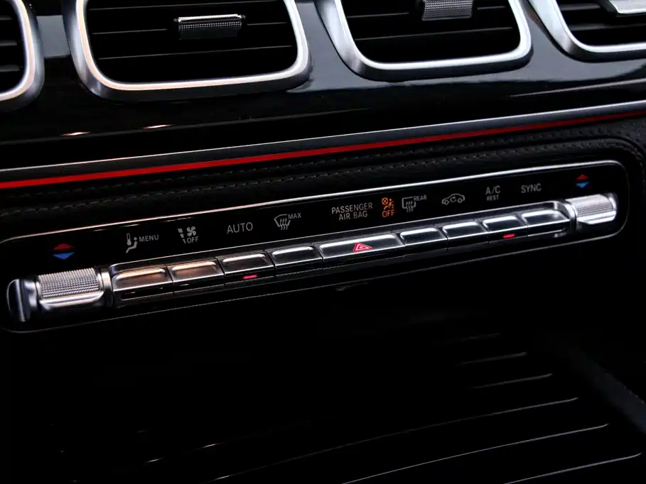 Mercedes-Benz GLS — миниатюра 9
