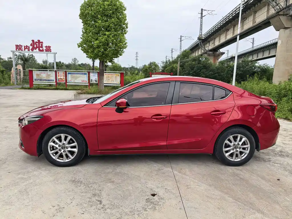 Mazda 3 Axela — миниатюра 2