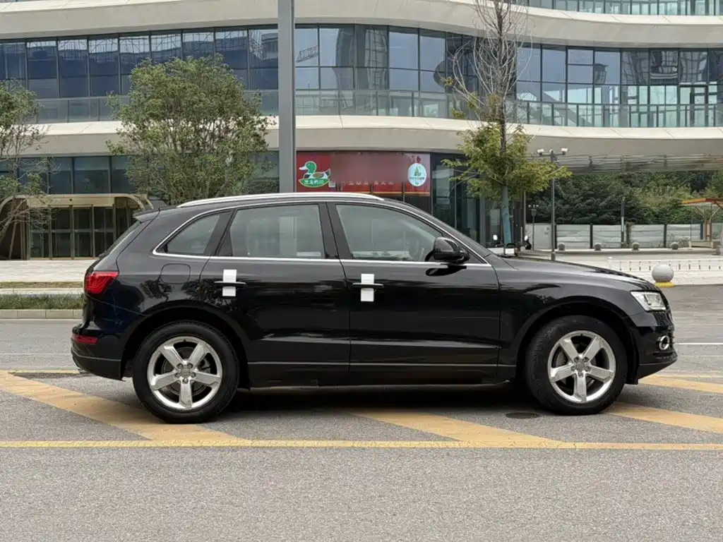 Audi Q5 — миниатюра 5