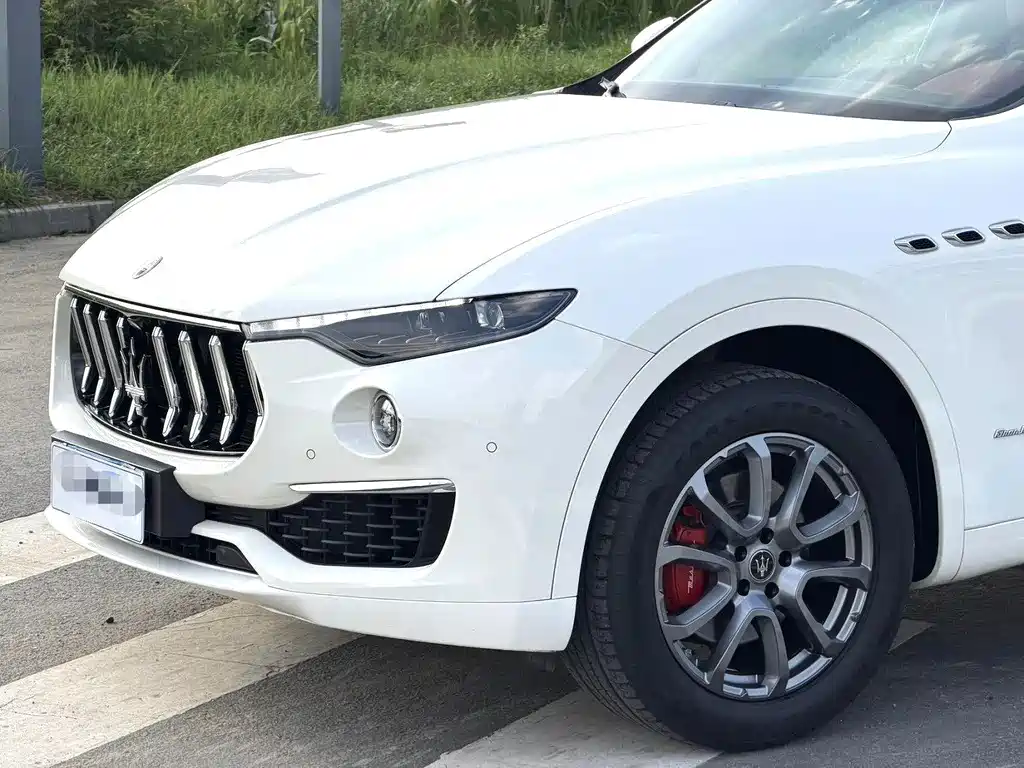Maserati Levante — миниатюра 15