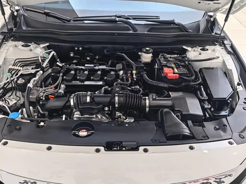 Honda Accord — миниатюра 8