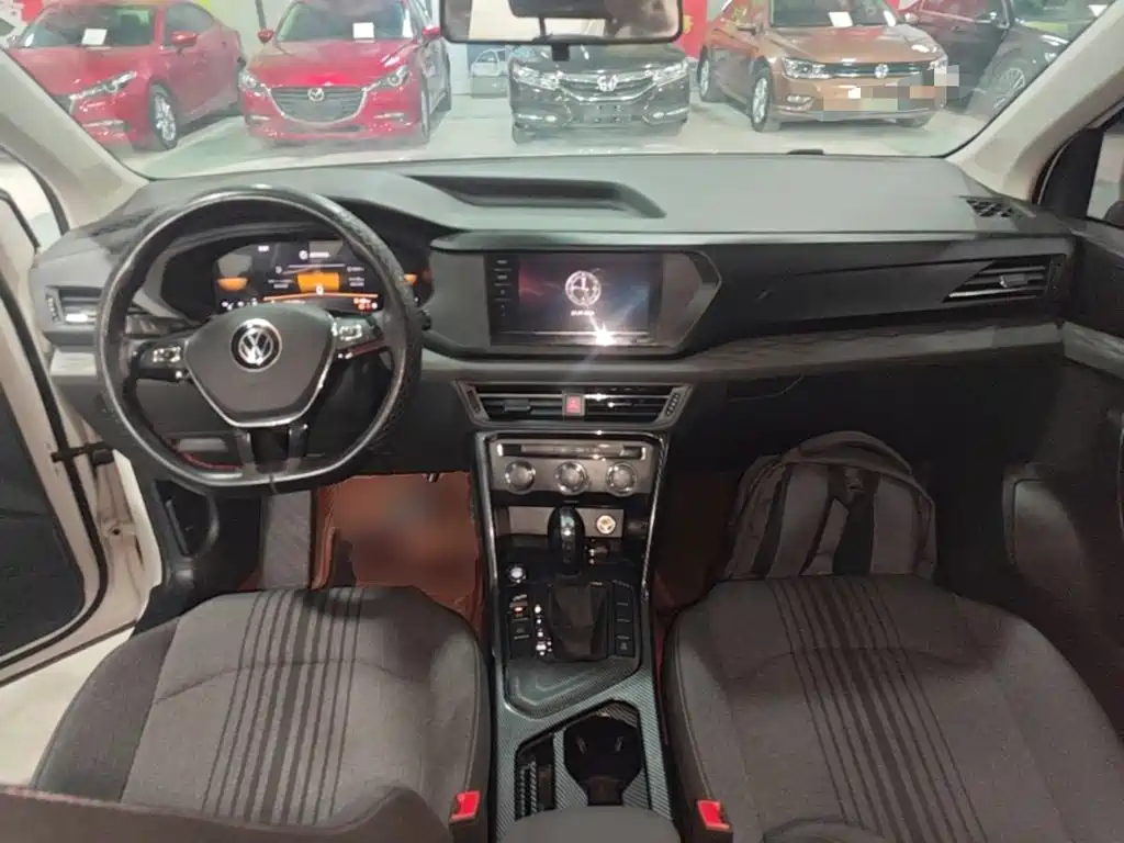 Volkswagen Tharu — миниатюра 10