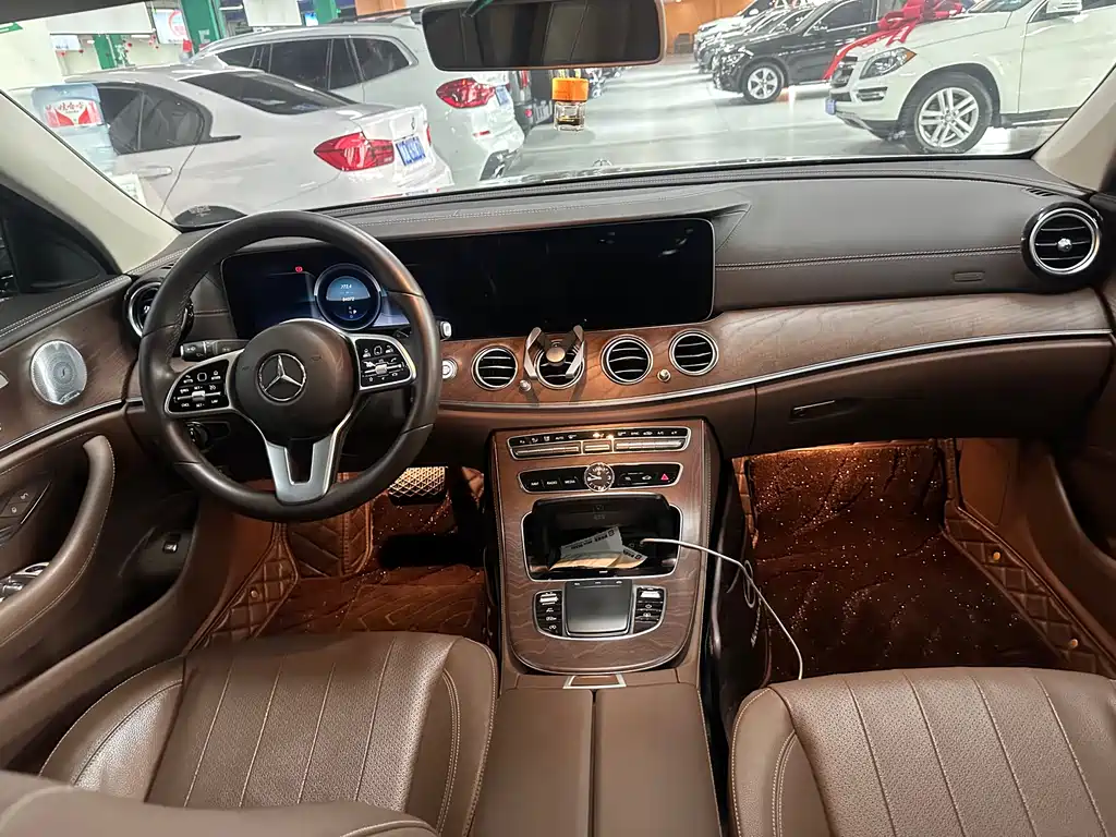 Mercedes-Benz E-Class E 2019 E 300 L Luxury