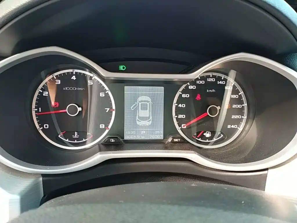 Geely Boyue — миниатюра 12